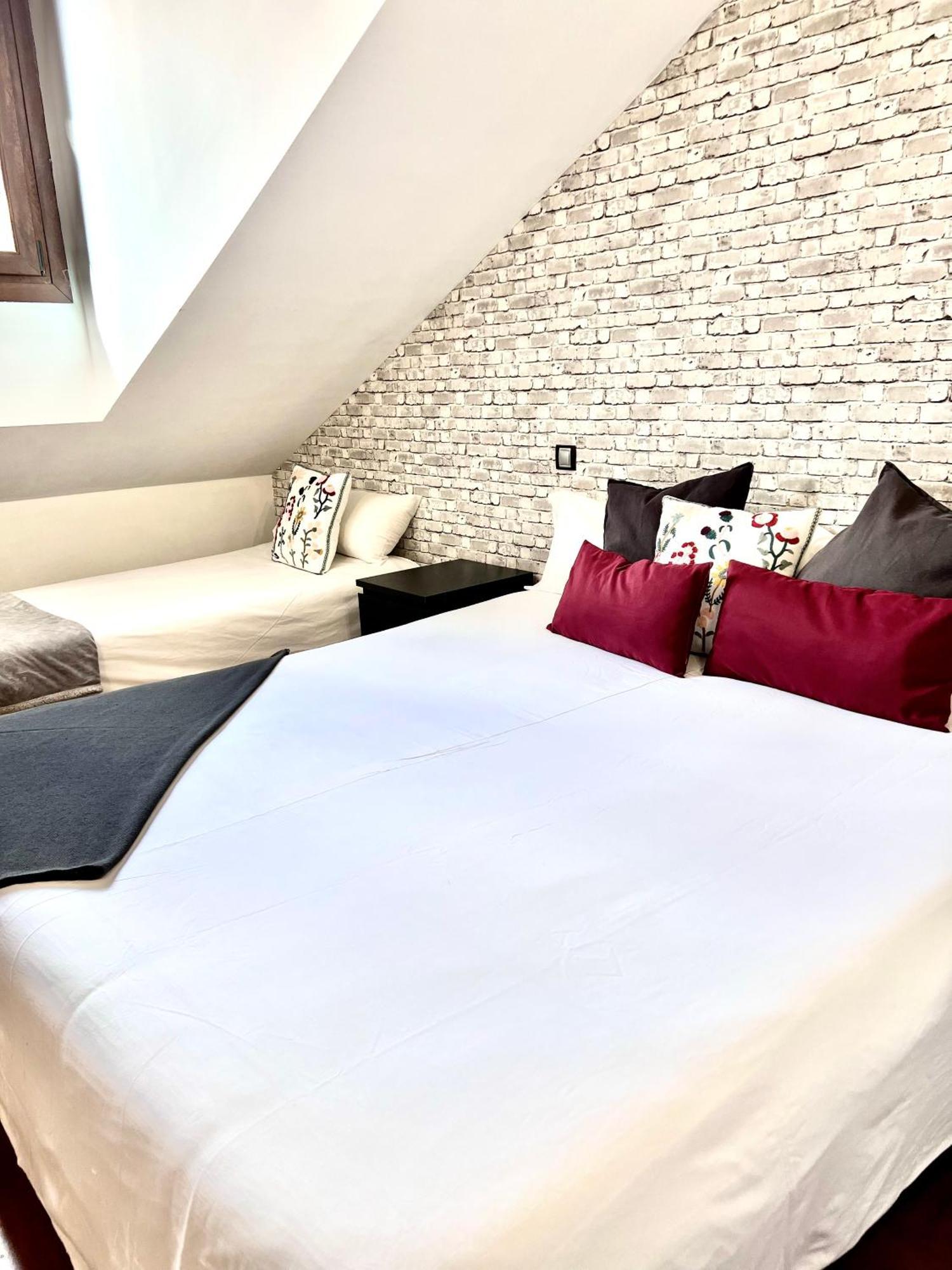 Apartamentos San Antonio Аранда-де-Дуэро Экстерьер фото